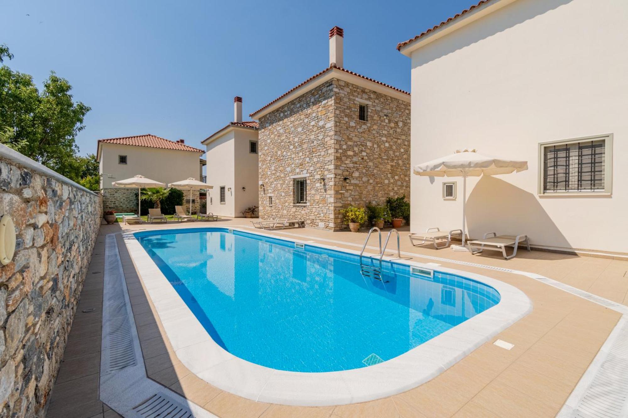 Chroma Pelion Holiday home *