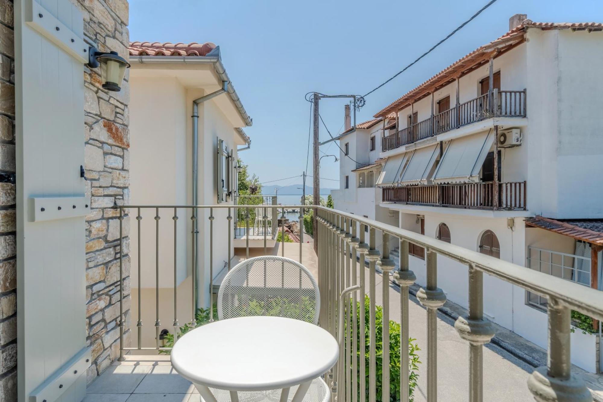 Chroma Pelion *