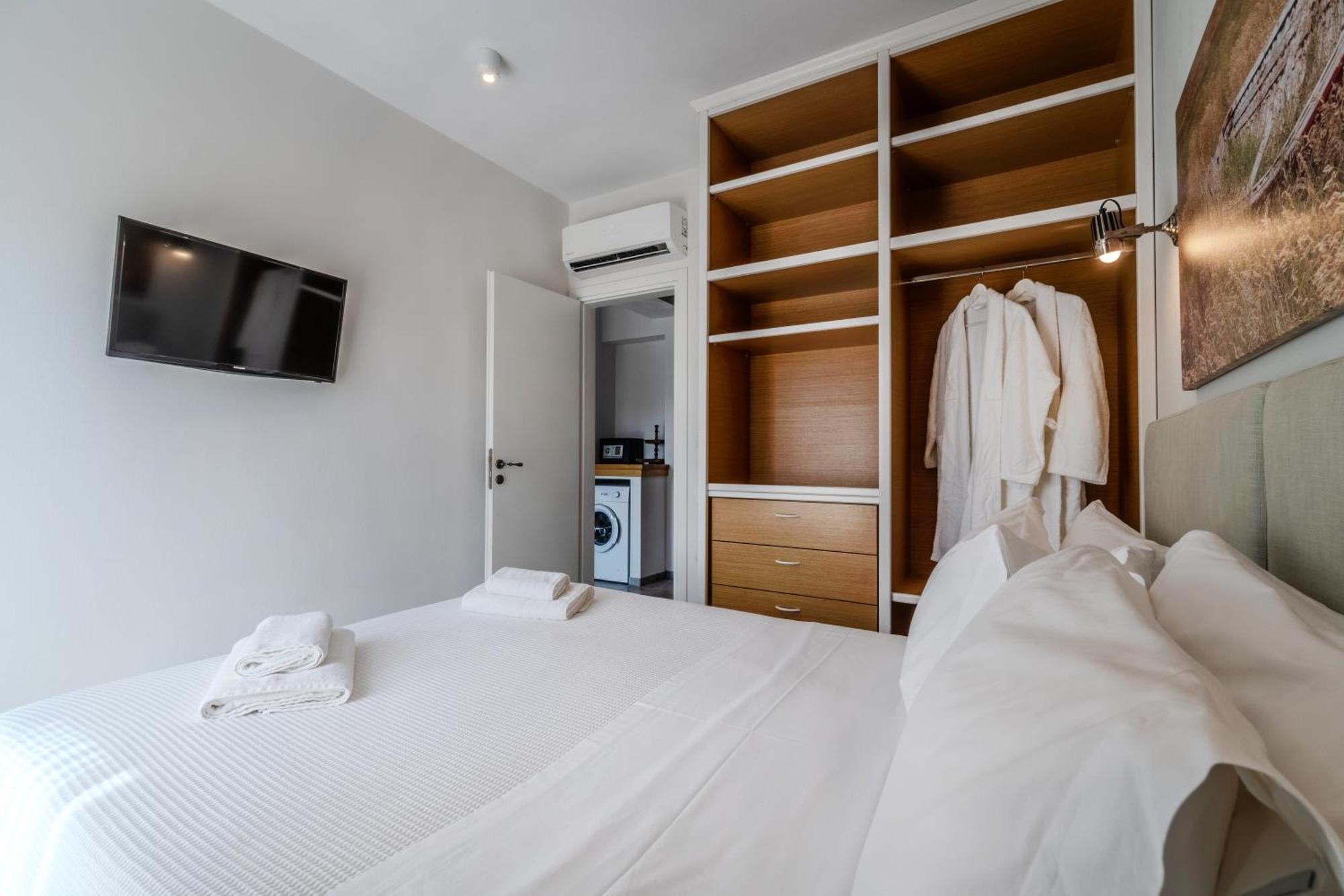Chroma Pelion Holiday home *